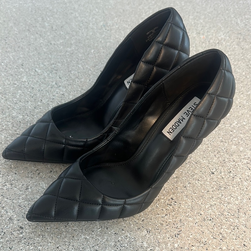 Steve Madden Black Quilted Women's Shoes
